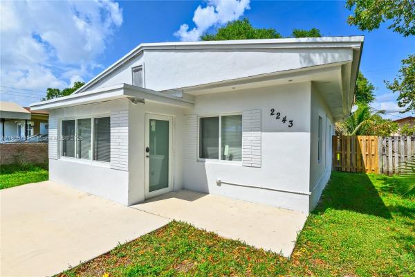 Liberia, 2243 Greene St #A, Hollywood, Florida 33020, image 1
