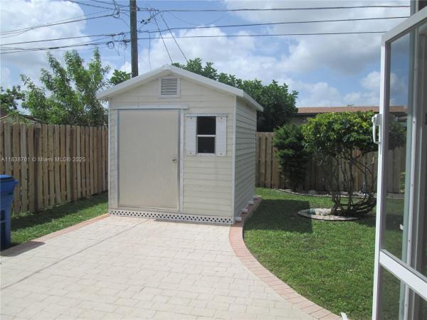 Windward Isle, 11730 NW 33rd St, Sunrise, Florida 33323, image 2