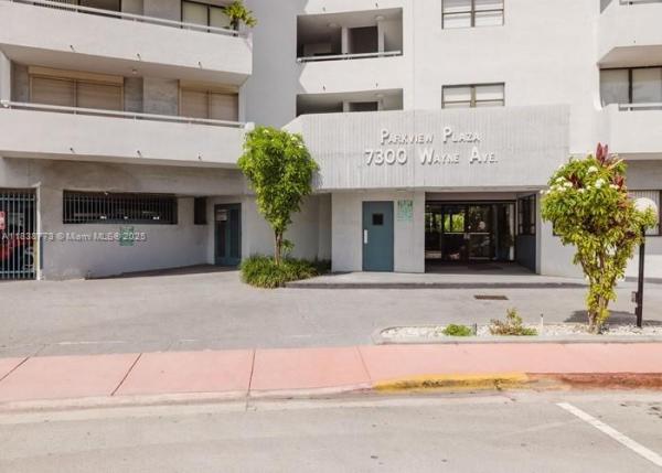 Parkview Plaza, 7300 Wayne Ave #418, Miami Beach, Florida 33141, image 2