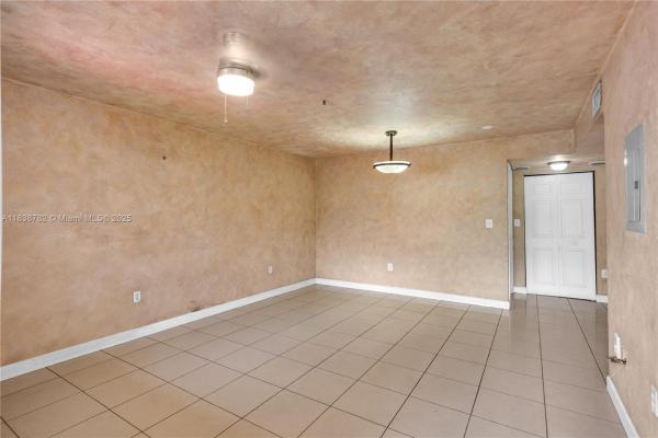 Sunshine Miami, 1234 NW 4th St #303, Miami, Florida 33125, image 3