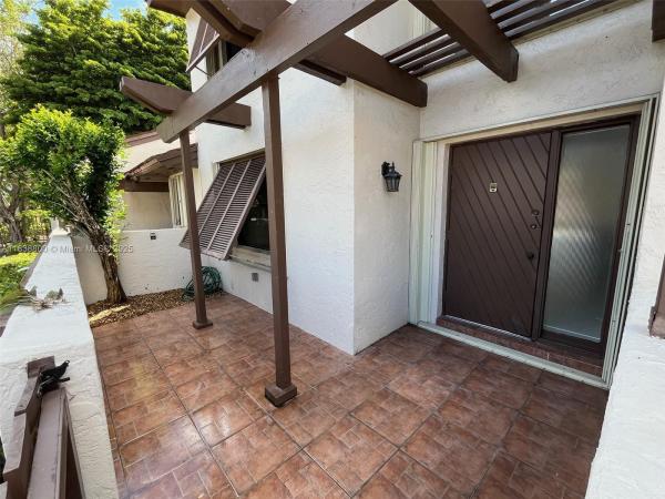 Calusa Point, 13350 SW 91 Ter F, The Crossings, Florida 33186, image 3