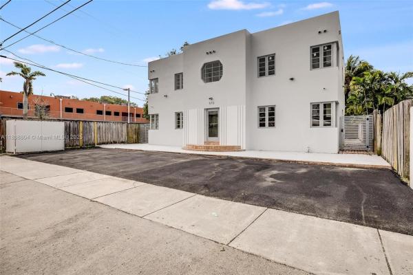 The Courtyard At Morningside, 572 NE 67th St #1, Miami, Florida 33138, image 1