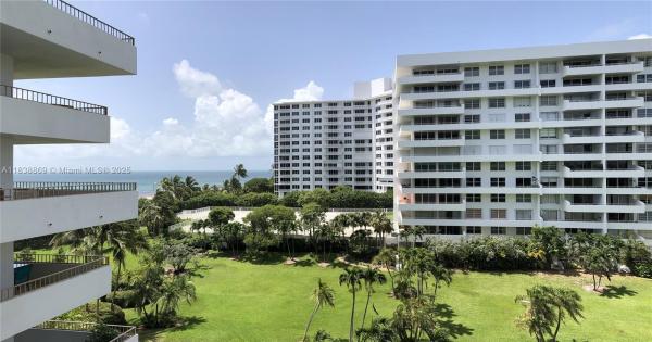 Commodore Club East, 177 Ocean Lane Dr #611, Key Biscayne, Florida 33149, image 1
