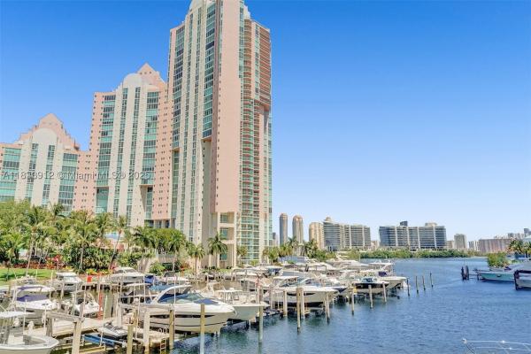 Hidden Bay, 3370 NE 190th St #812, Aventura, Florida 33180, image 3