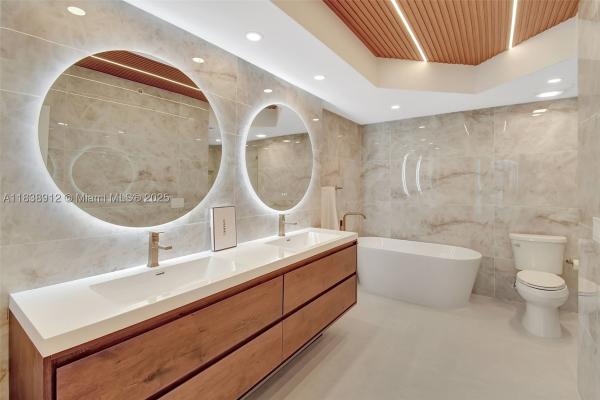 Hidden Bay, 3370 NE 190th St #812, Aventura, Florida 33180, image 2