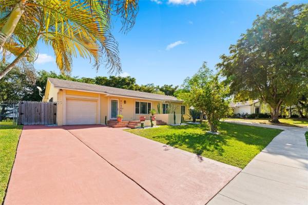 Old Cutler Common, 21505 SW 97th Ct, Cutler Bay, Florida 33189, image 1