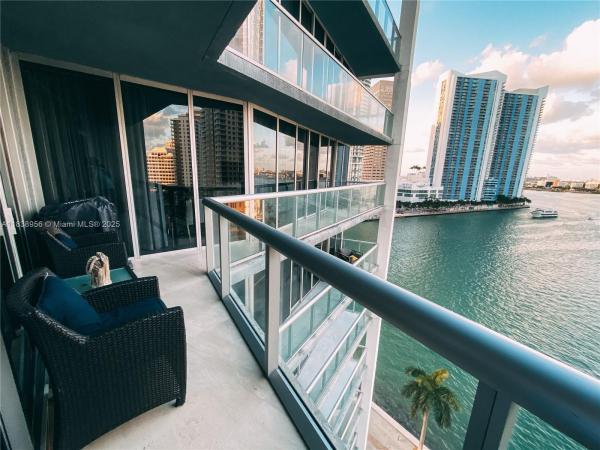 Icon Brickell Tower 1, 465 Brickell Ave 1101, Miami, Florida 33131, image 1