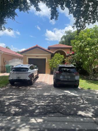 Alameda Northwest, 15156 NW 90th Ct, Miami Lakes, Florida 33018, image 2