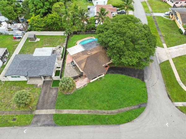 Miramar Park, 2812 SW 65th Ave, Miramar, Florida 33023, image 3