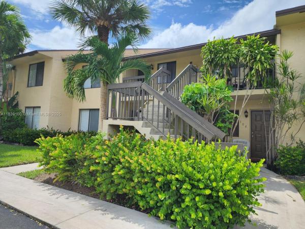Kensington Walk, 21951 Soundview Ter #203, Boca Raton, Florida 33433, image 1