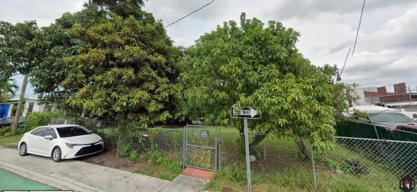Florida Fruit Land Company, 7751 NW South River Dr, Medley, Florida 33166, image 1
