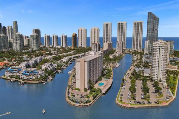 Coastal Towers, 400 Kings Point Dr #616, Sunny Isles Beach, Florida 33160, image 1