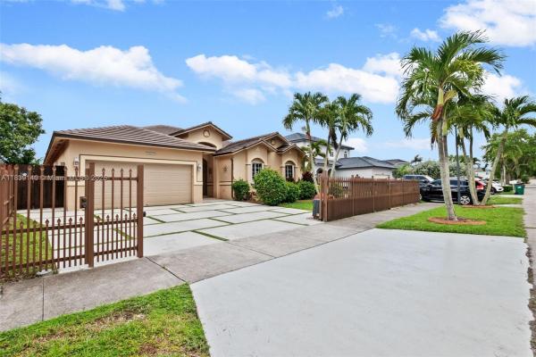 14475 SW 161st Pl, Miami, Florida 33196, image 1
