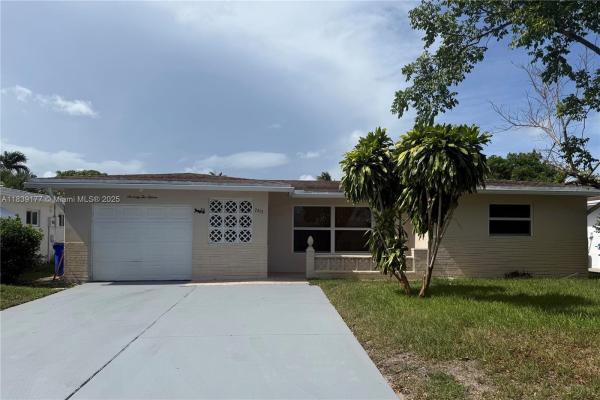 Paradise Gardens 4, 7215 NW 8th St, Margate, Florida 33063, image 1
