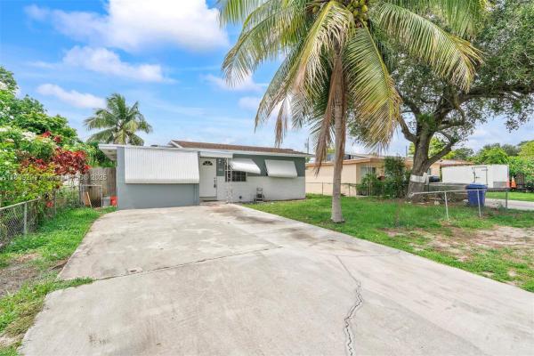 Welwyn Manor, Miramar, Florida 33023, image 1