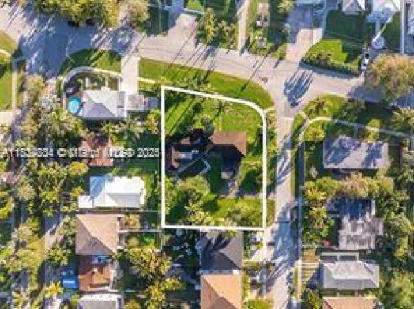 10900 N Bayshore Dr, Miami, Florida 33161, image 1