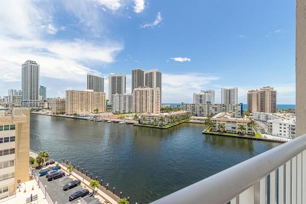 121 Golden, 121 Golden Isles Dr #901, Hallandale Beach, Florida 33009, image 1
