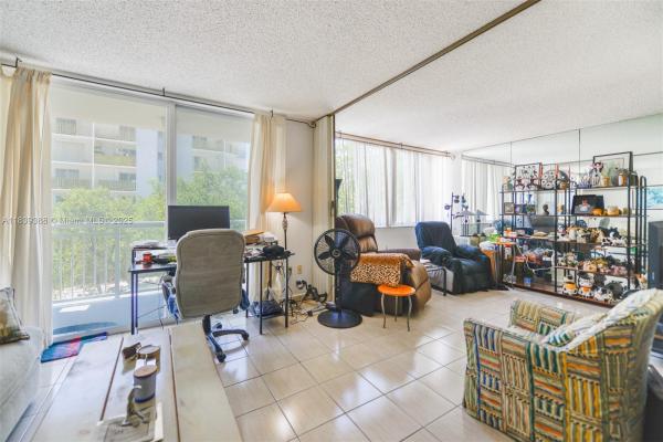 Bayview, 1345 Lincoln Rd #303, Miami Beach, Florida 33139, image 2