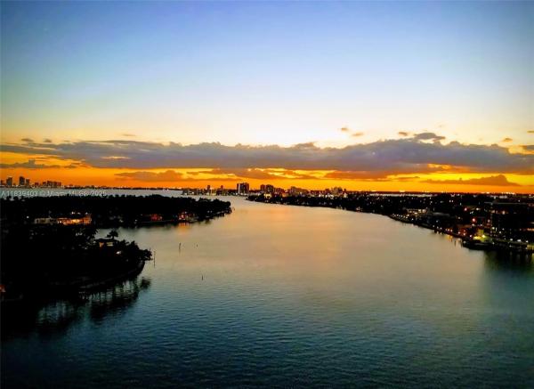 Aquasol, 6770 Indian Creek Dr #PH-H, Miami Beach, Florida 33141, image 1