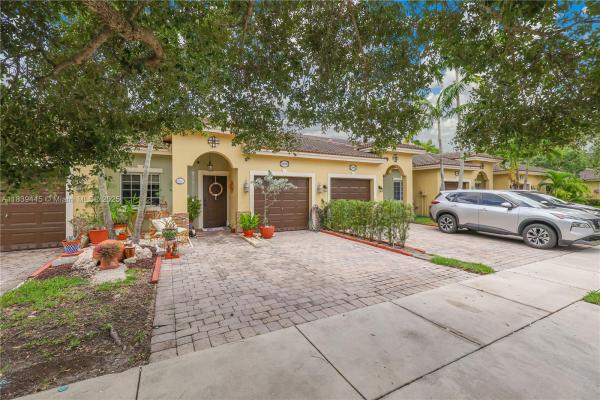 3248 NE 11th Dr, Homestead, Florida 33033, image 1