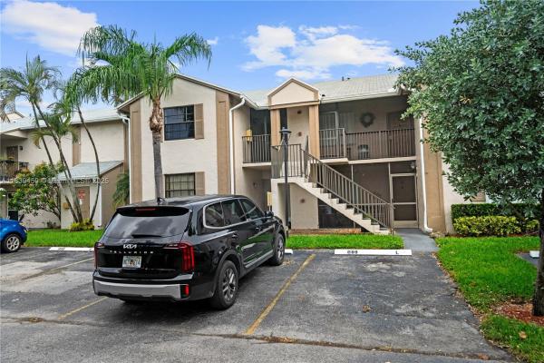 889 Hamilton Dr #889L, Homestead, Florida 33034, image 1