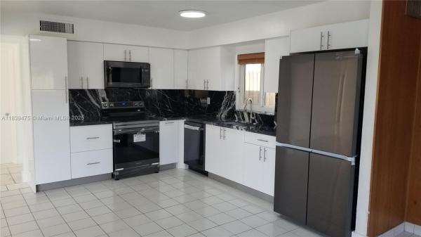 20415 Highland Lakes Blvd 0, Unincorporated Dade County, Florida 33179, image 1