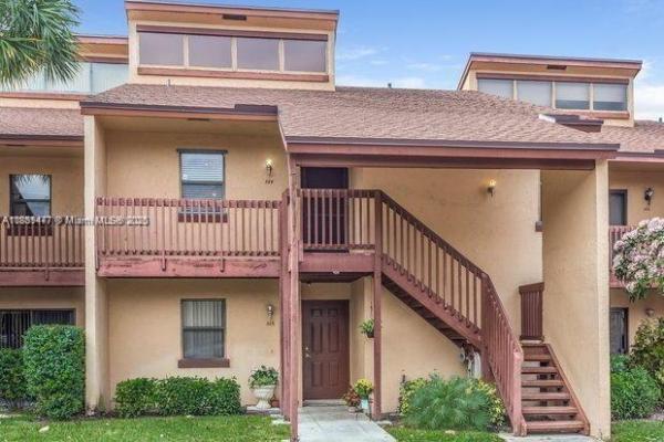 410 E Lakeview Dr E #E, Royal Palm Beach, Florida 33411, image 1