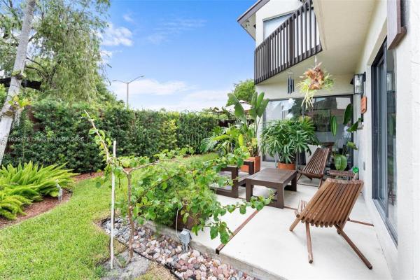 640 NW 98th Ct, Fountainebleau, Florida 33172, image 3