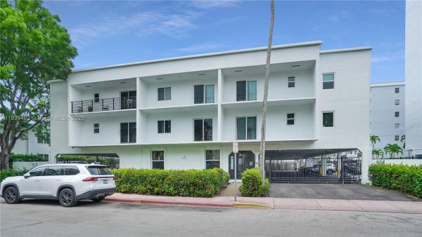 Lenox Plaza, 1033 Lenox Ave 304, Miami Beach, Florida 33139, image 1