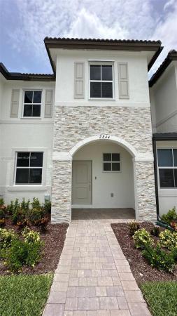 2844 SE 26th Ter, Unincorporated Dade County, Florida 33035, image 1