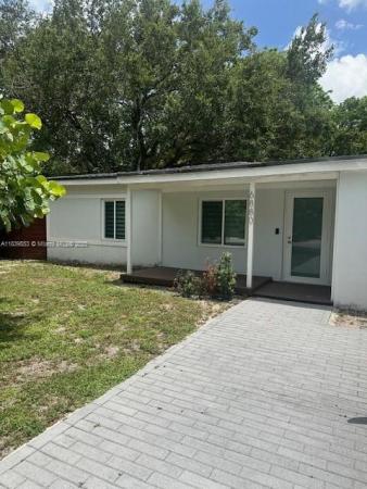 West Larkin Park, 6880 SW 77th Ter 0, South Miami, Florida 33143, image 1