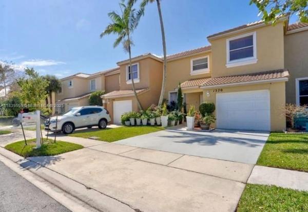 Park Crossing, 1370 NW 154th Ave, Pembroke Pines, Florida 33028, image 1