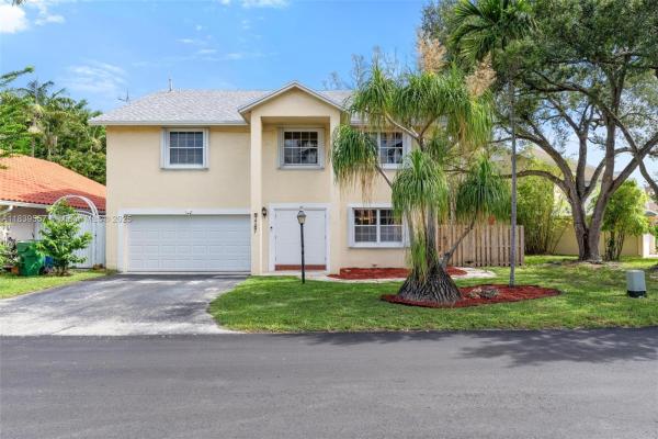 7767 NW 187th Ter, Hialeah, Florida 33015, image 1