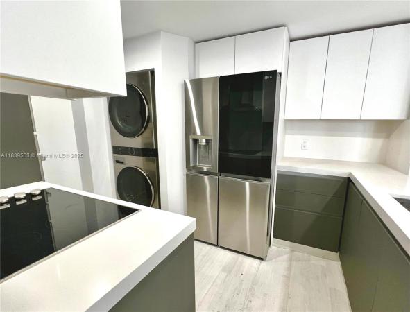 Courvoisier Courts, 701 Brickell Key Blvd #1111, Miami, Florida 33131, image 1
