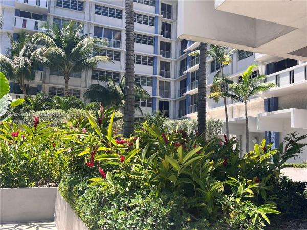South Bay Club, 800 West Ave #832, Miami Beach, Florida 33139, image 1