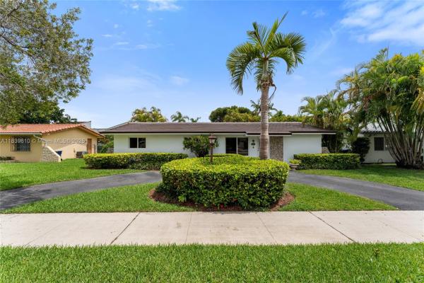 6731 SW 48th St, Unincorporated Dade County, Florida 33155, image 1