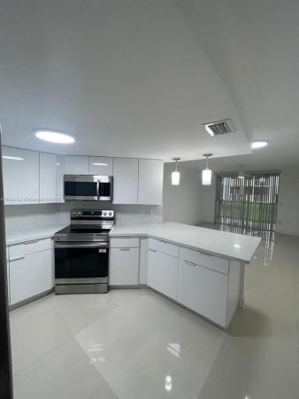 Las Vistas At Doral, 8225 Lake Dr #104, Doral, Florida 33166, image 1