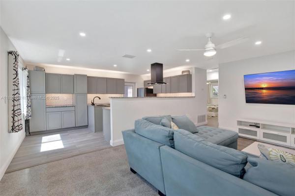 Sunrise Golf Village, 1680 NW 61st Ave, Sunrise, Florida 33313, image 3