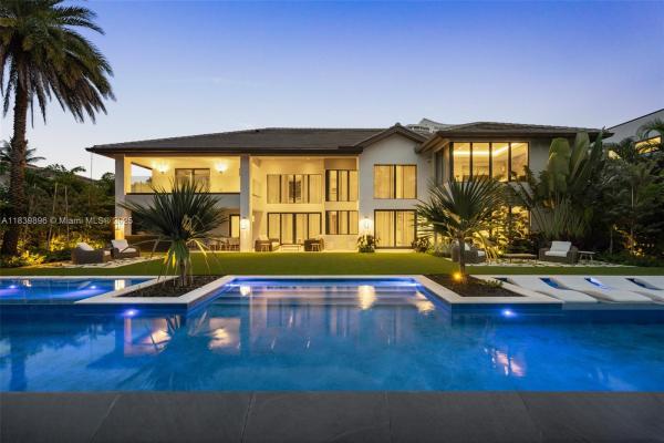 Golden Isles, 110 Holiday Dr, Hallandale Beach, Florida 33009, image 1