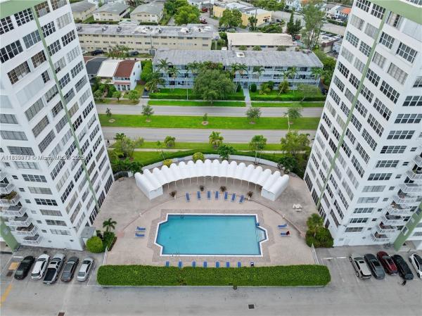 2100 Sans Souci Blvd Ph E1, Miami, Florida 33181, image 1