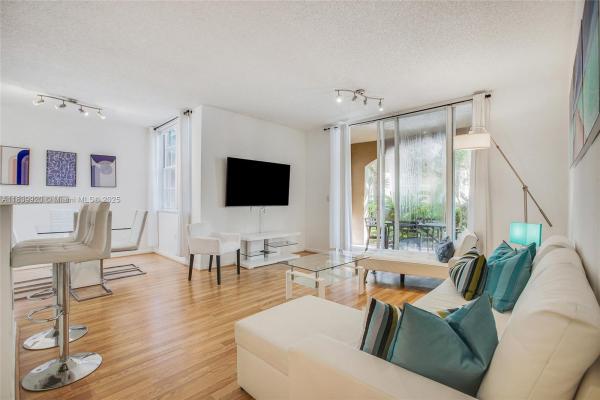 The Yacht Club At Aventura, 19701 E Country Club Dr #5104, Aventura, Florida 33180, image 3