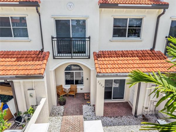 Bella Vista, 3624 NW 30th Pl, Lauderdale Lakes, Florida 33311, image 3