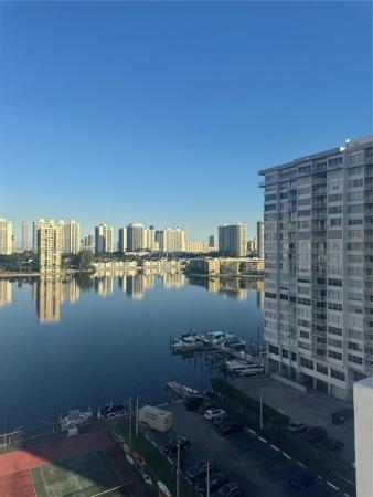 Commodore Plaza Tower, 2750 NE 183rd St 1210, Aventura, Florida 33160, image 1