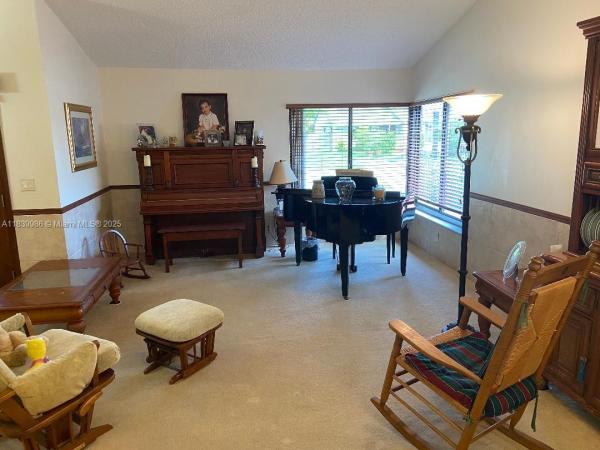 Kendale Country Club Estates, 9220 SW 100th Avenue Rd, Kendall, Florida 33176, image 3