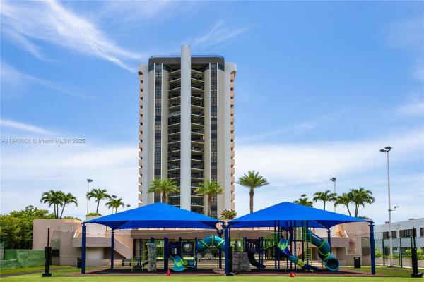 1800 NE 114th St #PH06, Miami, Florida 33181, image 1
