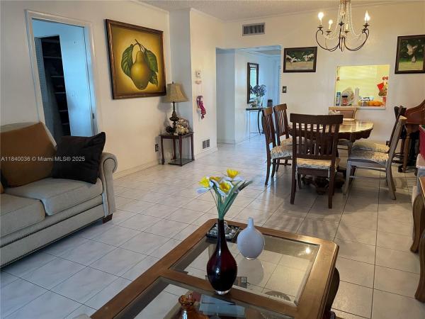 Oriole Golf & Tennis Club 2, 1015 Country Club Dr #109, Margate, Florida 33063, image 1