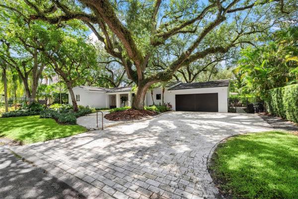 Sunrise Point, 160 W Sunrise Ave, Coral Gables, Florida 33133, image 3
