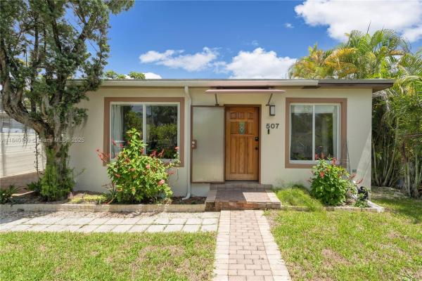 Bay Vista Park, 507 NW 42nd St, Miami, Florida 33127, image 1