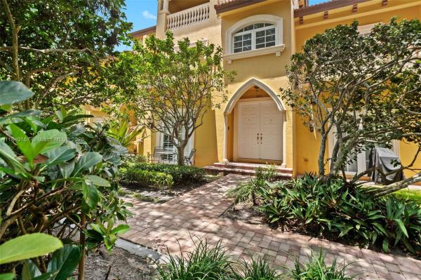 Tuscany Village, 400 NE 69th Cir, Boca Raton, Florida 33487, image 1