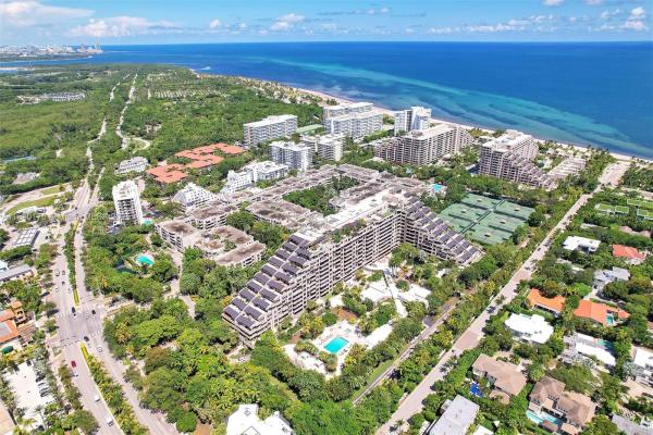 Botanica At Key Colony, 181 Crandon Blvd #206, Key Biscayne, Florida 33149, image 1
